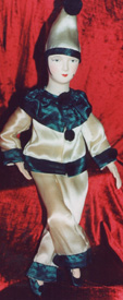 Flapper gal in lounging pjs